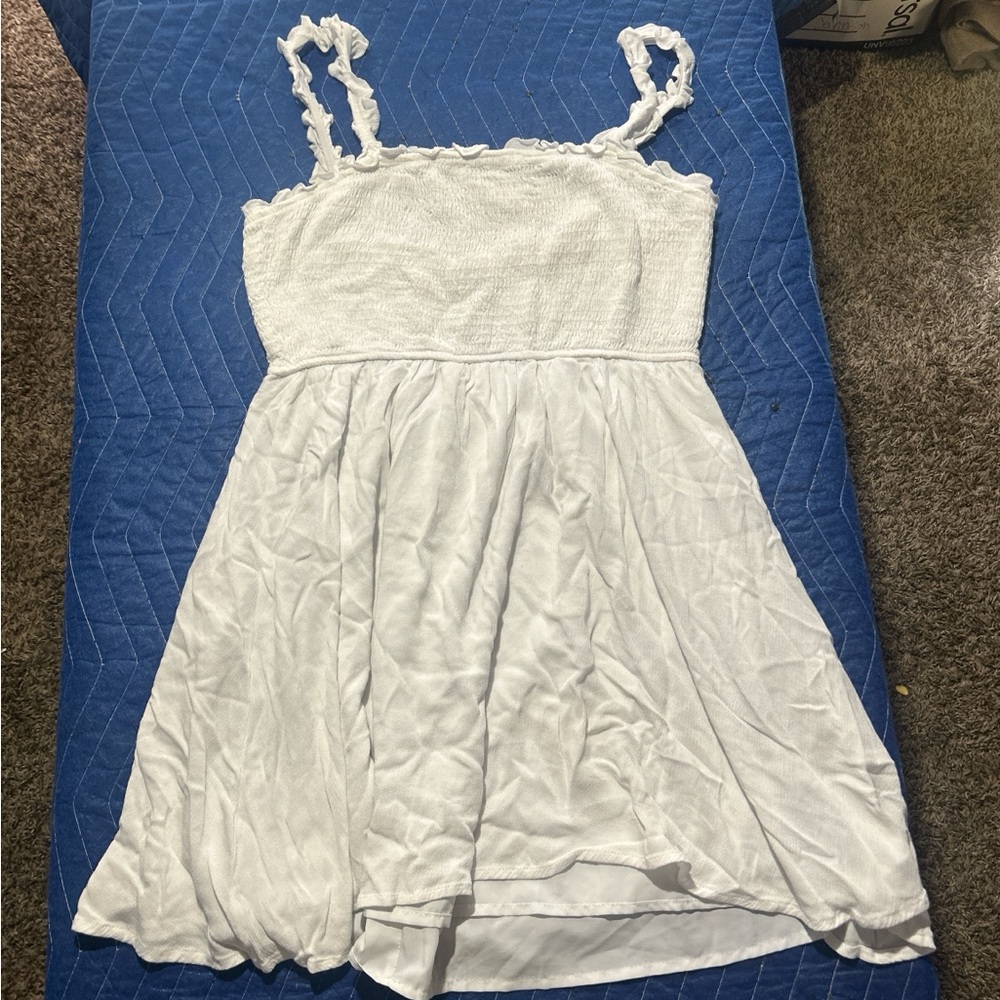 SHEIN White Kids Casual Dress with Ruffled Straps
